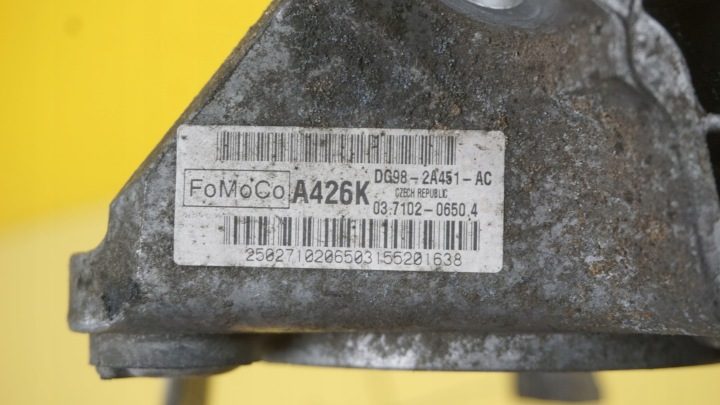 MONDEO MK5 2.0 ГИБРИД 16 г. 140 л.с. UACA кронштейн вакуумный насоса DG98-2A451-AC, фото 3