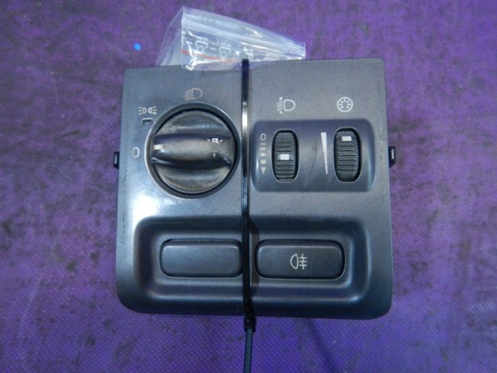 Переключатель света Volvo OE 30613944, фото 1
