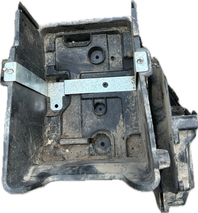 Ford Fiesta MK7 кожух аккумулятора 8V2110723-A, фото 1