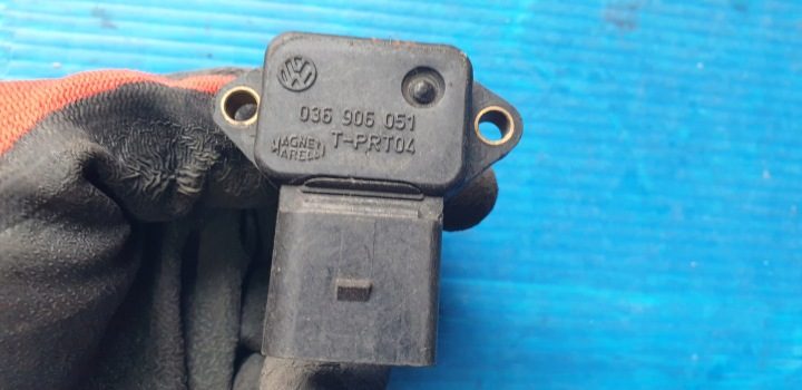 Audi VW Skoda датчик давления MAP-сенсор 036906051, фото 1