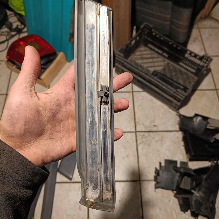 Защита накладка заглушка рейлинга передняя левая VW Passat B6 3C9860145, фото 12