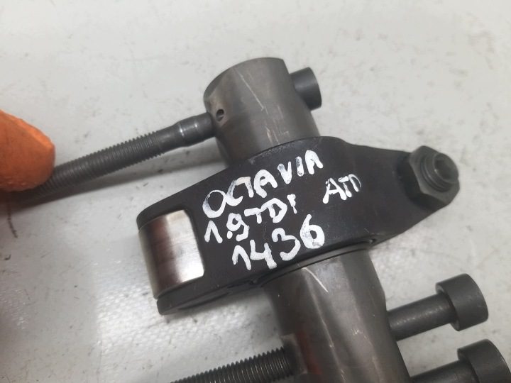 Вал насос-форсунок 1.9 TDI ATD Octavia Polo Golf IV A3 8L 038443B, фото 10