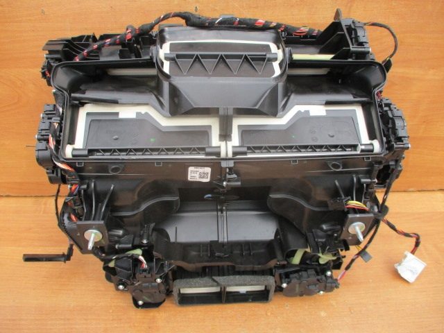 BMW G05 G06 G07 РЕСТАЙЛИНГ ОТОПИТЕЛЬ НОВЫЙ 7944537, фото 4