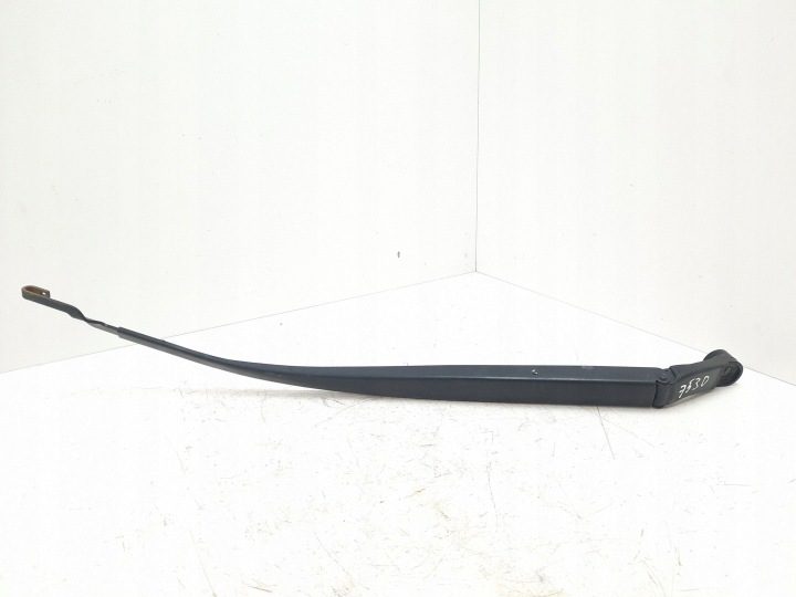 2011 Toyota Prius (XW30) Поводок дворника лобового стекла, фото 1
