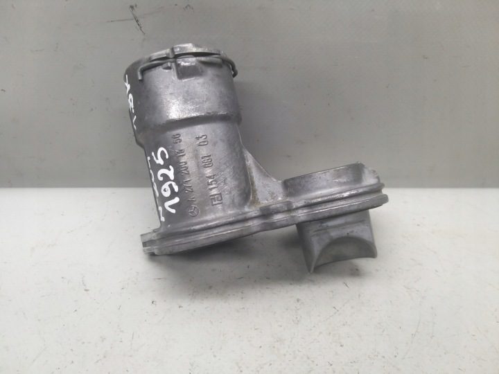 Патрубок охлаждения жидкости блок 1.8 компрессор W204 CLK 1.8i M271 271952 A2712001356, фото 2