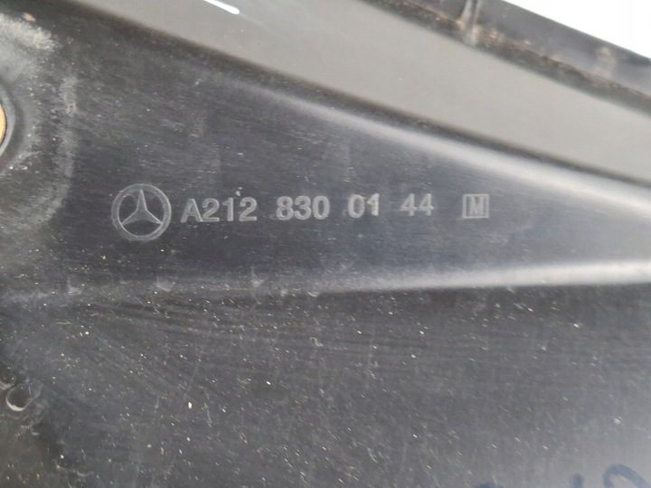 2012 Mercedes-Benz E W212 Прочая деталь моторного отсека A2128320125, фото 14