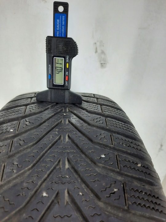 Шина зимняя Vredestein Snowtrac 5 205/70R15 96 т сцепление на снегу (3PMSF), фото 2
