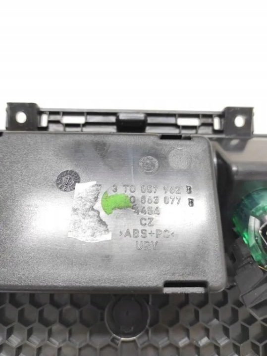 Пепельница SKODA SUPERB II (3T4) 3T0857962B 1.6L дизель 77 кВт 2013, фото 4