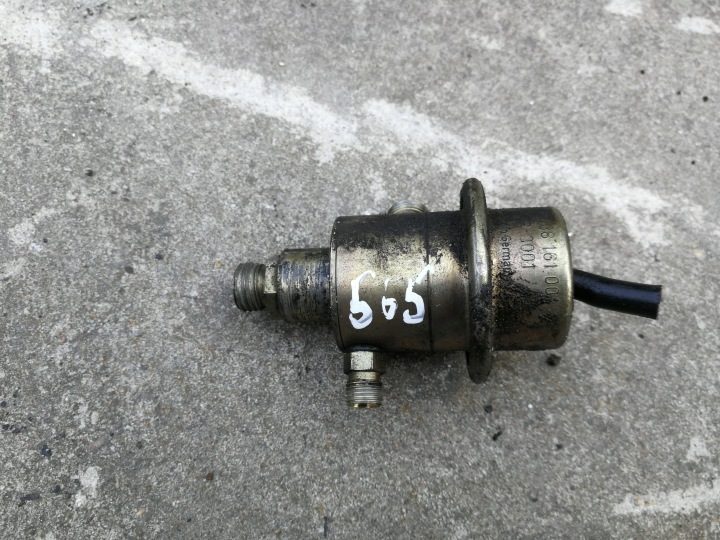Клапан регулятор давления топлива BOSCH 0438161001 Mercedes W201 190E (720), фото 1