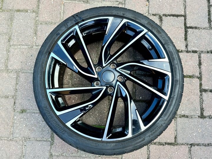 1X VW AUDI ЛИТОЙ ДИСК КОЛЕСО 19" R19 ET42 T827 5U88, фото 1
