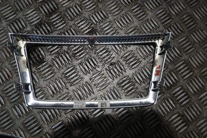 Mercedes W166 ML рамка магнитолы a1666801917, фото 2