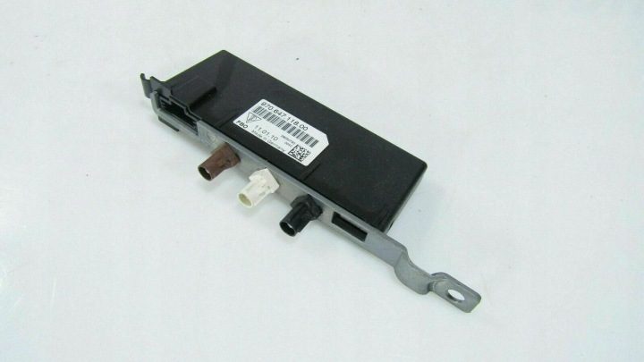Усилитель антенный Porsche Panamera (970) 97064711800, фото 2