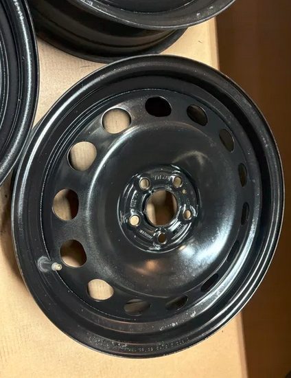 5x100 6Jx16 ET35 57,1 SKODA VW KAMIQ диски стальные, фото 3