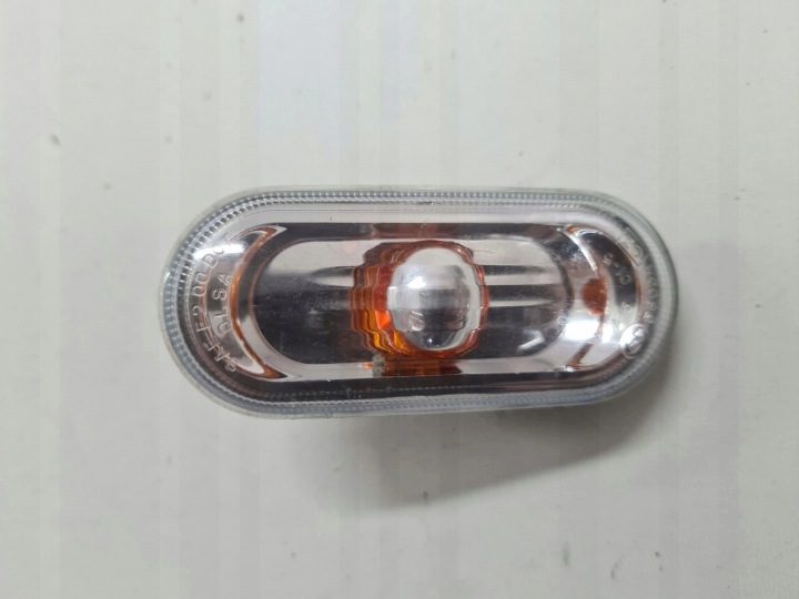 VW T5 повторитель поворота в крыло левый 7H0949117, фото 1