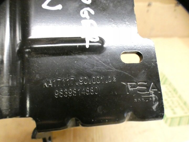 Кронштейн аккумулятора Peugeot 208 II 9839814880, фото 2