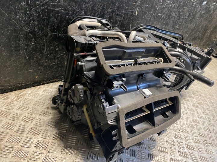 Корпус вентилятора Volvo XC60 II 2021 P32275577, фото 4