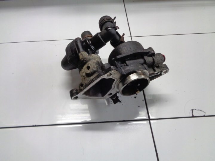 Ford OE XS7Q-2A451-BJ насос вакуумный, фото 7