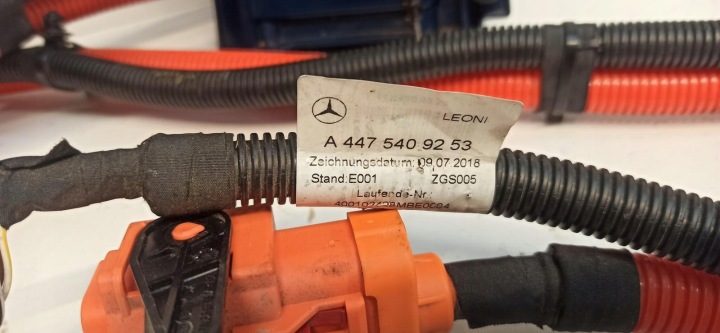 Mercedes Vito W447 лючок кабель зарядки A447550004 A4475409253, фото 7