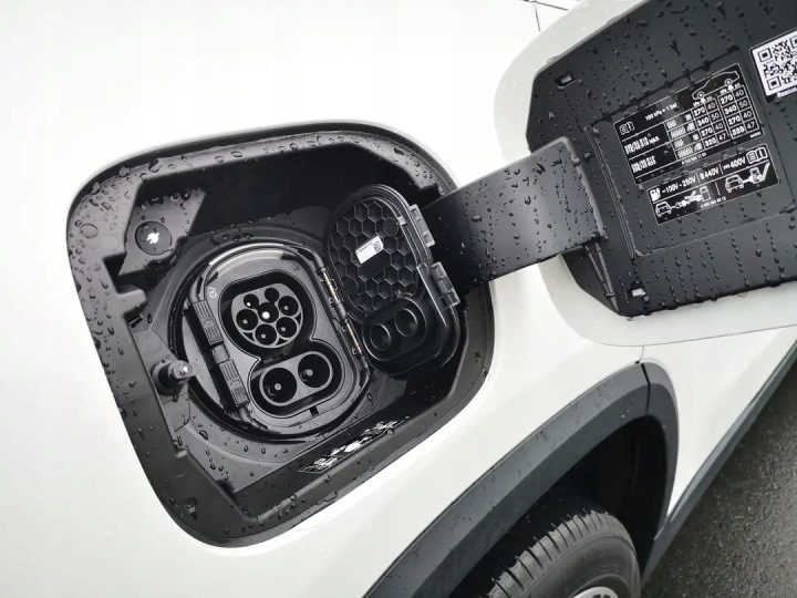 Оригинальное зарядное устройство EV BYD Тип 2, номер каталожный ECPA0-18-230-C1, фото 3