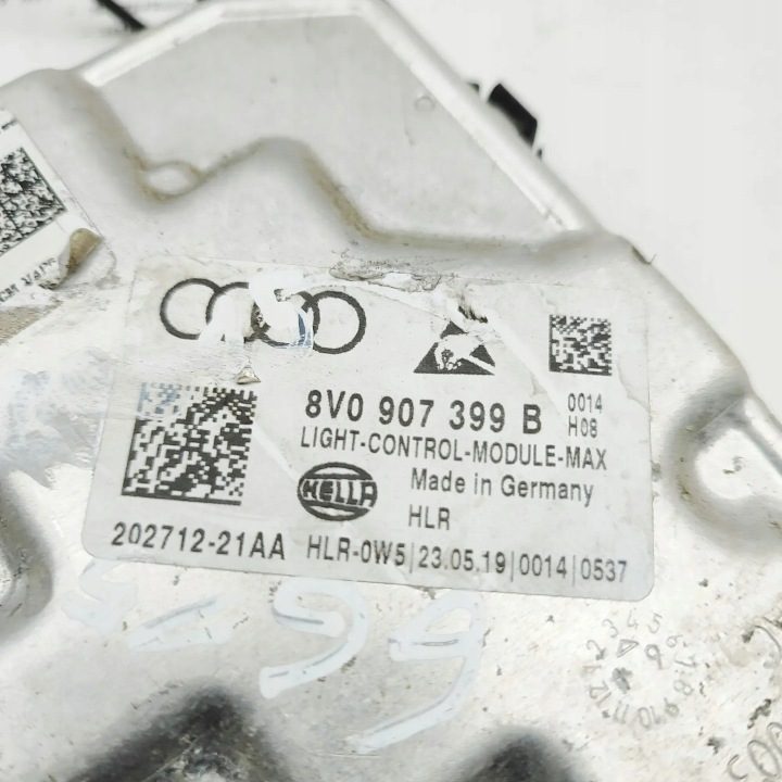 VW Golf Sportsvan блок розжига фары 8V0907399B, фото 7