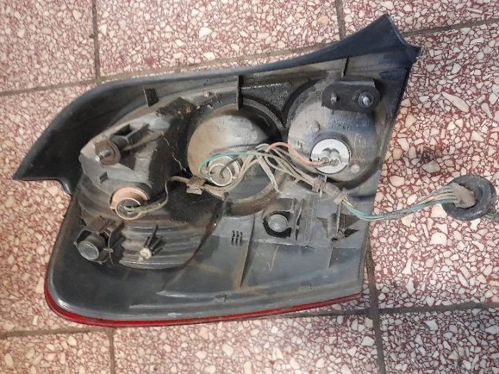 Фонарь правый задний 5D BJ рестайлинг хэтчбек Mazda 323F, фото 3
