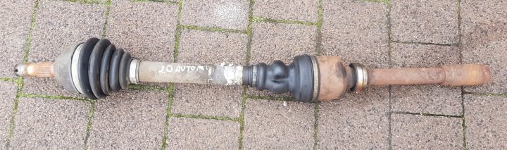Citroen C5 рестайлинг полуось правая автомат 2.0 16V 04-08 RFJ, фото 1
