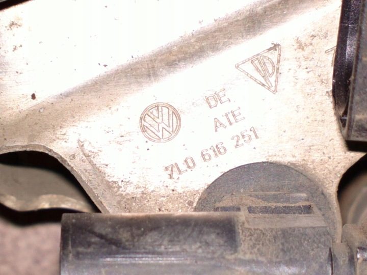 КОМПРЕССОР ПОДВЕСКИ AUDI Q7 7L8616006C, фото 4