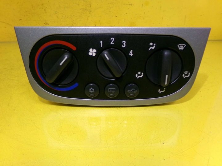 Панель управления печкой кондиционера Opel Corsa C 970821A NR64, фото 2