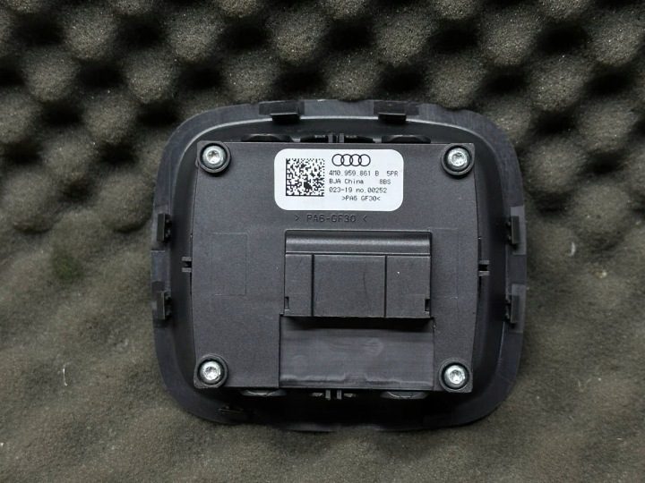 4M0959861B ПЕРЕКЛЮЧАТЕЛЬ СКЛАДЫВАНИЯ СИДЕНИЙ AUDI Q7 4M, фото 3