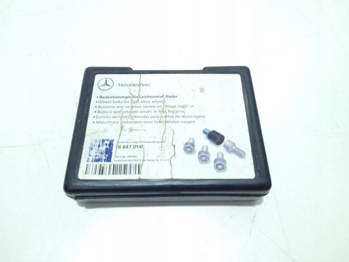 Mercedes-Benz ML W164 2007 Гайки и болта, фото 1