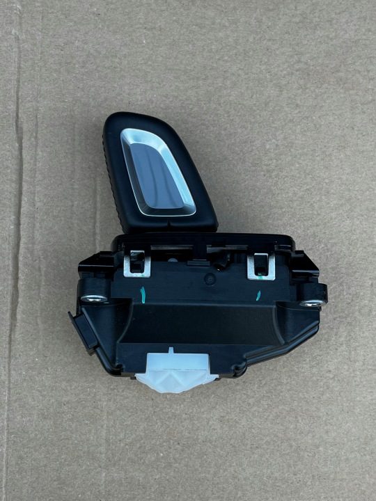Ручка переключения передач Volvo XC60 II 31492151, фото 1