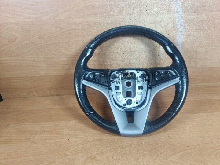 РУЛЬ КОЖА КОЖАНАЯ МУЛЬТИФУНКЦИОНАЛЬНАЯ CHEVROLET CRUZE II 95459394 ХОРОШАЯ, фото 1
