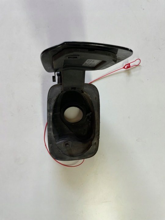 Лючок защита горловины бензобака привод LZ9Y Audi Q3 I 8U 4L0862153D, фото 3