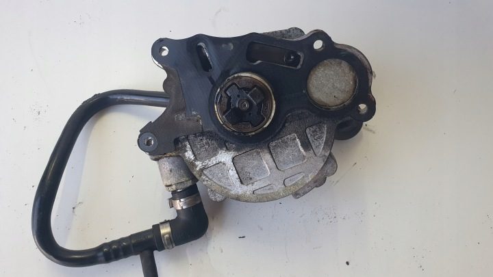 Audi A4 B8 8K0 07- 2.0 TDI насос вакуумный вакуума, фото 4