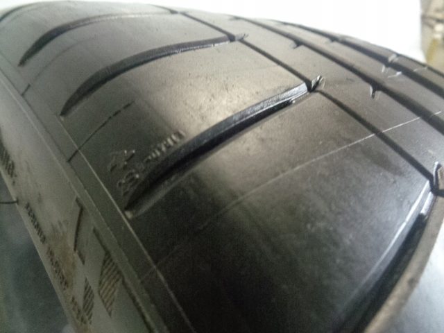 Шина летняя Michelin Pilot Супер Sport 235/35R20 92 Y усилитель (XL) K1 - Ferrari, фото 3