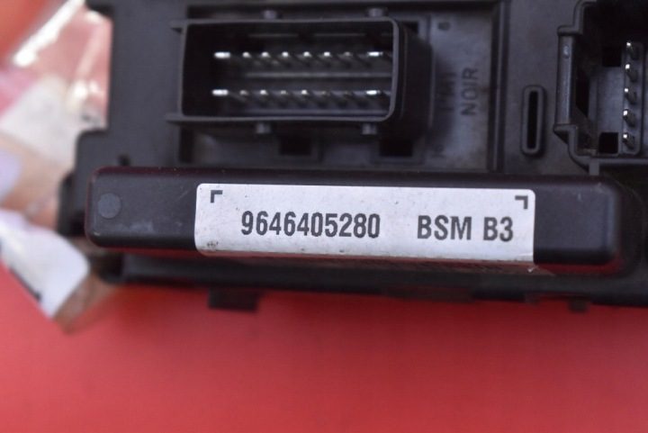 Блок предохранителей BSM 9646405280 Peugeot 307 1.6 16V 109 л.с. 01-05, фото 11