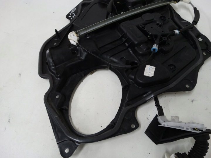 Стеклоподъемник двери Mazda OE BP4K7297X, фото 11