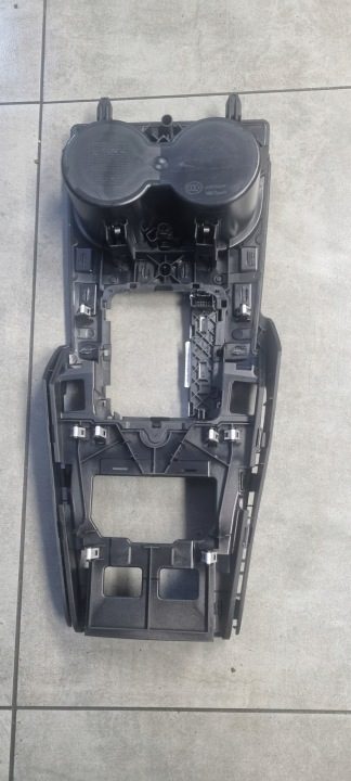 AUDI A3 8V ЦЕНТРАЛЬНЫЙ ТОННЕЛЬ ДЕКОР 8V1864261G 6PS, фото 2