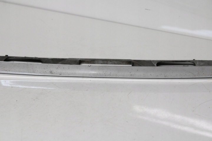 MERCEDES CLS W219 04 г.- НАКЛАДКА МОЛДИНГ КРЫШКИ БАГАЖНИКА A2197580002, фото 3
