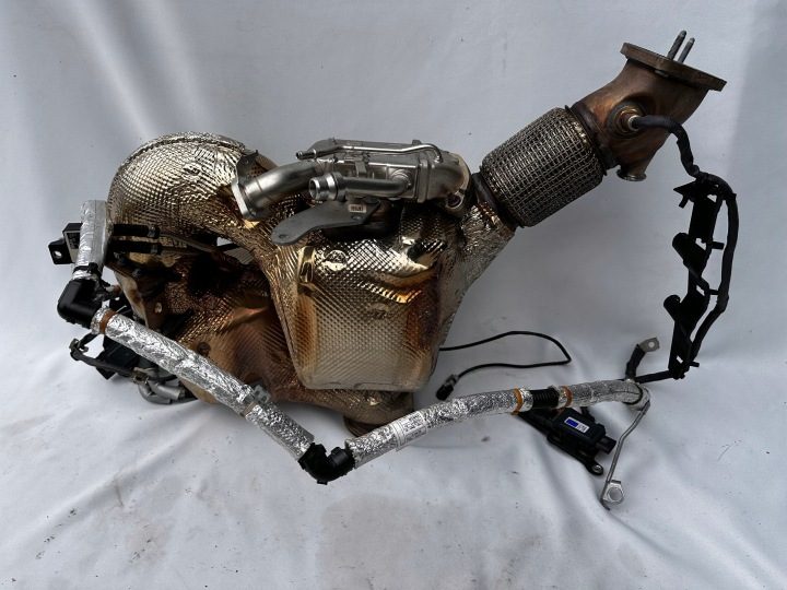 BMW фильтр DPF катализатор в сборе 8477085 8477081, фото 8
