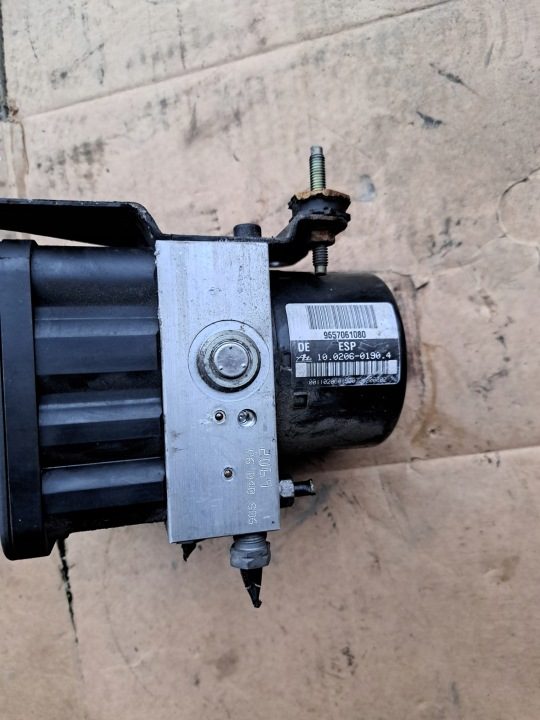 Насос ABS тормозной Citroen c5 I РЕСТАЙЛИНГ 2.0 16v 140 л.с. RFJ 9657061080, фото 4