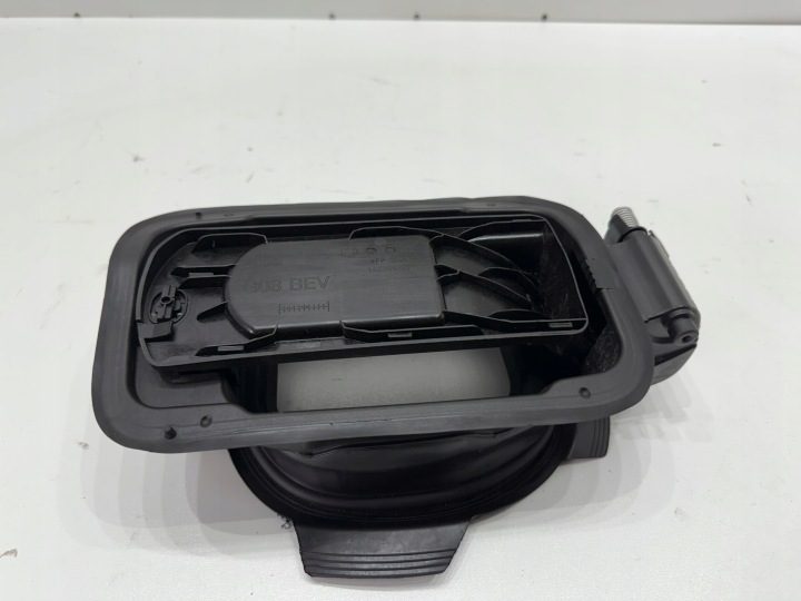 BMW IX3 G08 РАЗЪЕМ ЗАРЯДКИ ЛЮЧОК ГОРЛОВИНЫ БЕНЗОБАКА 142904 142904-10, фото 1