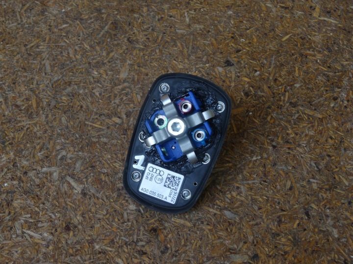 Audi Q3 8U 11-18 A4 B8 8K A5 8T A6 C7 антенна GPS на крышу 4G0035503A, фото 4