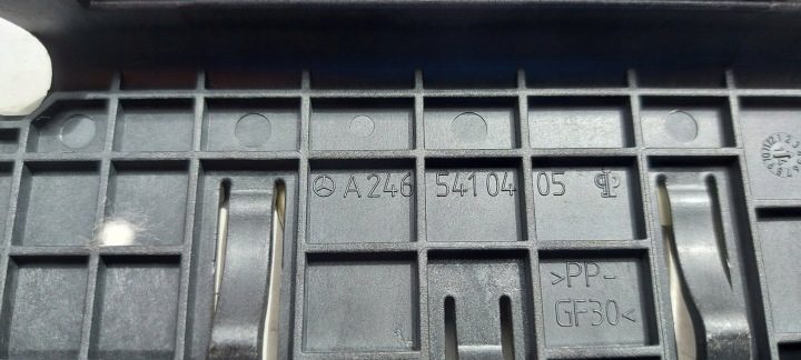 Mercedes W176 а класс кожух аккумулятора батареи, фото 4