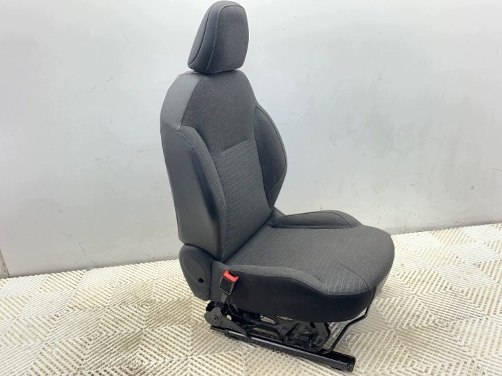 СИДЕНЬЕ ЛЕВОЕ ПЕРЕДНЕЕ CITROEN C3 II Хэтчбек ЛЕВОЕ, фото 5