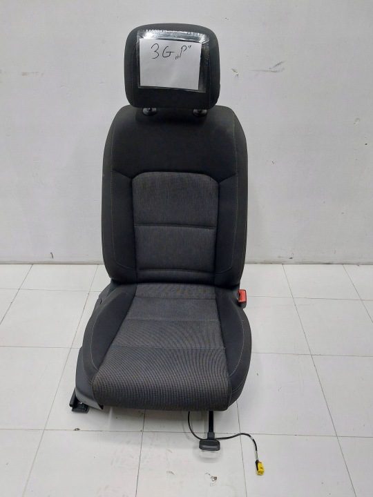 VW Passat B8 14-19 сиденье правое с подогревом Ergo Comfort европа в сборе, фото 1