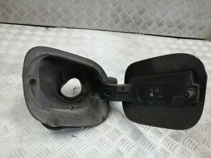 Лючок горловины бензобака Opel Astra V 5 K Z22Y 39061479, фото 2