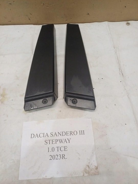 ПЛАСТИК НАКЛАДКА СТОЙКИ DACIA SANDERO III STEPWAY 1.0 2023 г., фото 1