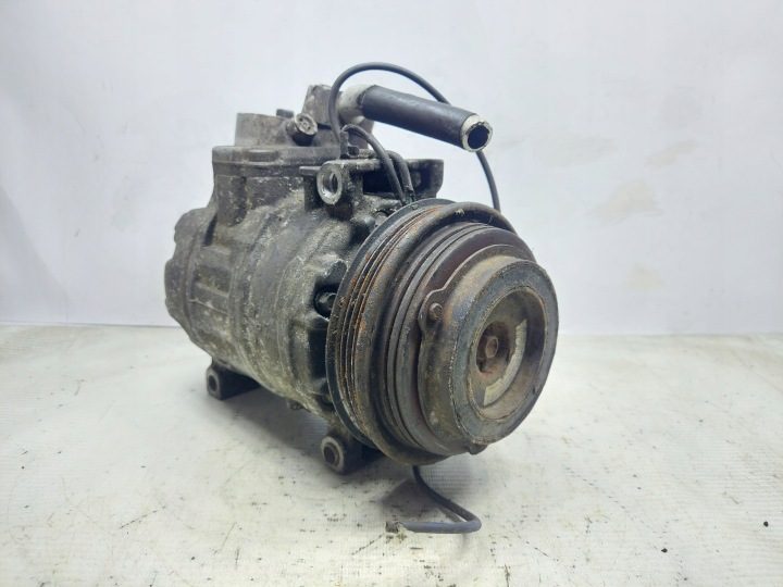 AUDI A4 B5 2.5 дизель КОМПРЕССОР КОНДИЦИОНЕРА 4B0260805C, фото 2