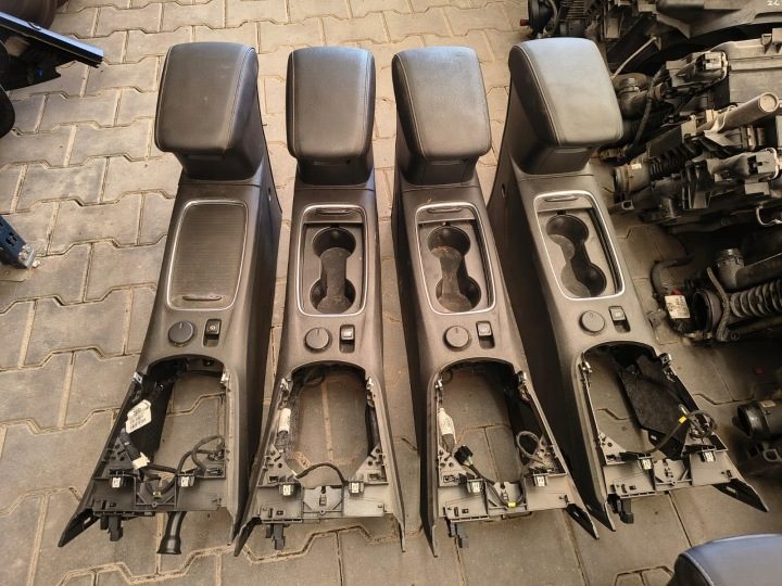 OPEL ASTRA K V ПОДЛОКОТНИК ТОННЕЛЬ ЕВРОПА, фото 1
